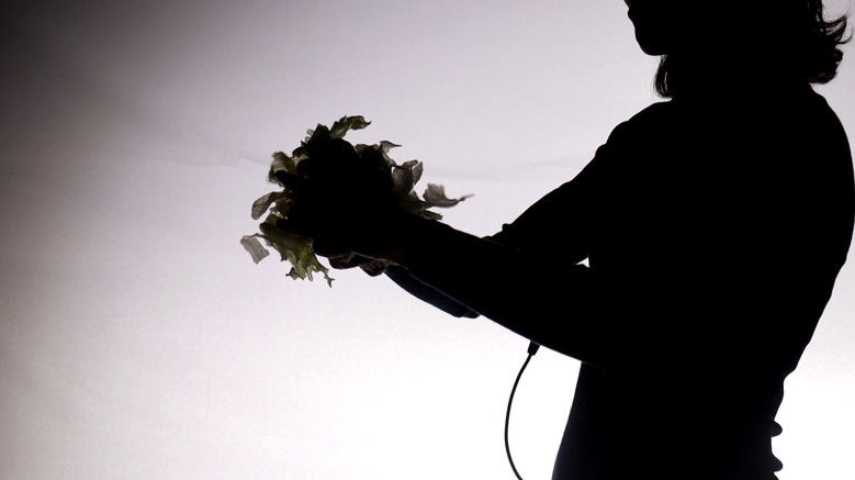 кадр из фильма É F*ley