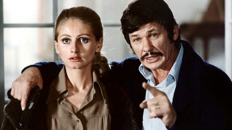 кадр из фильма Враг за дверью