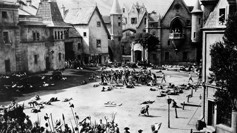 кадр из фильма Горбун из Нотр Дама