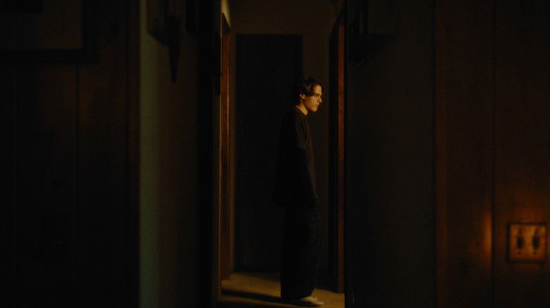 кадр из фильма Postlapsarian