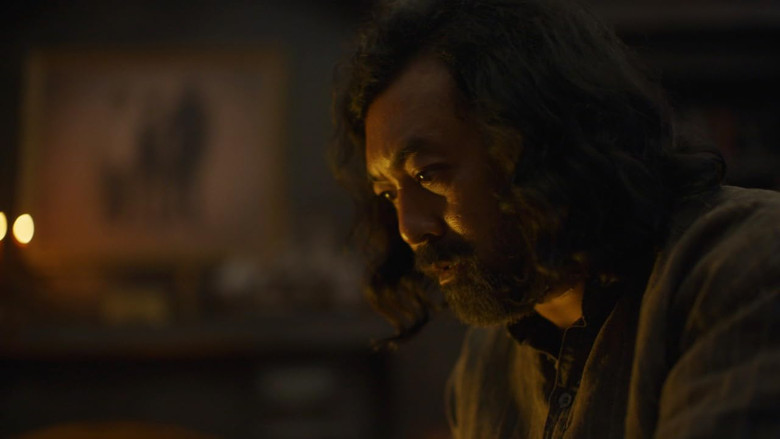 кадр из фильма Отель «Жасмин»