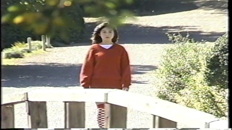 кадр из фильма 背中から愛して　姫宮めぐみ