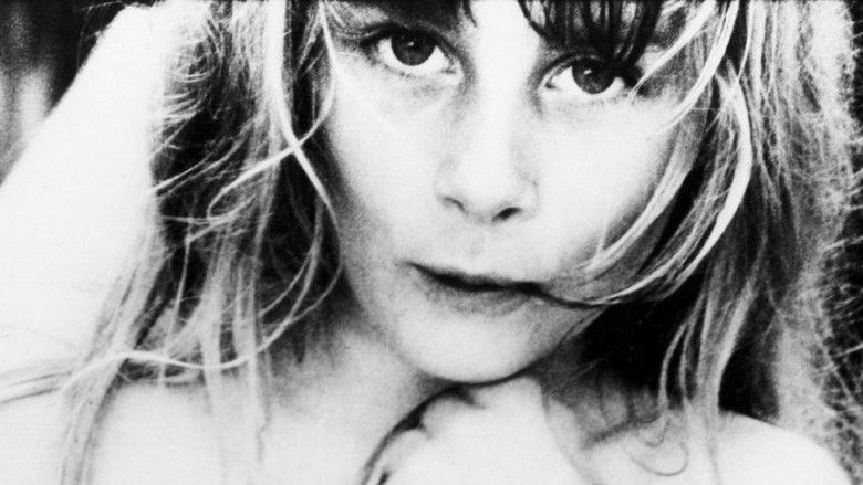 кадр из фильма My Name Is Oona