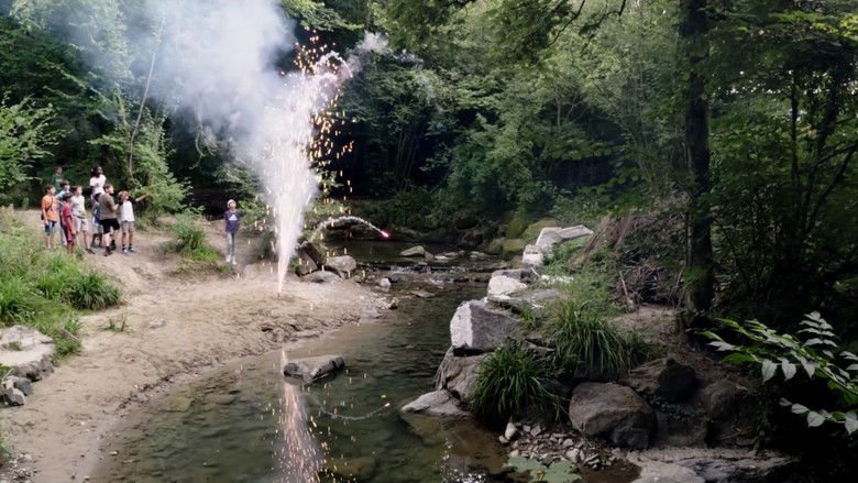 кадр из фильма L'Îlot