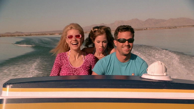 кадр из фильма Вид сверху лучше