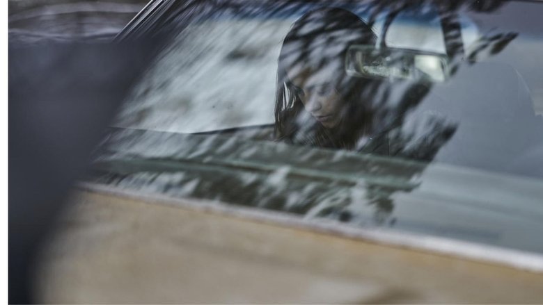 кадр из фильма Малышка