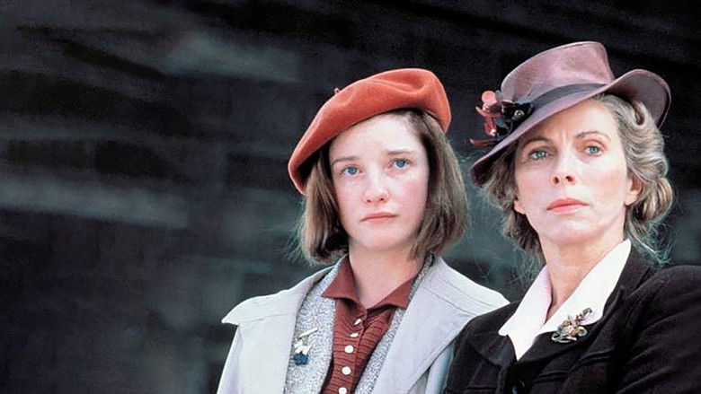 кадр из фильма The Dressmaker