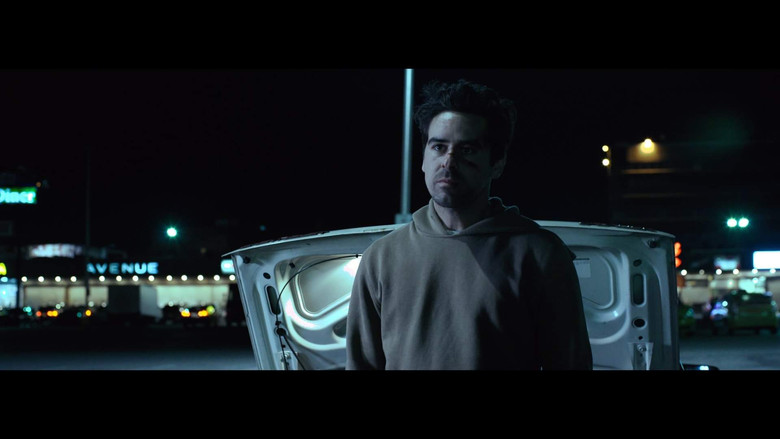 кадр из фильма The Blacklight