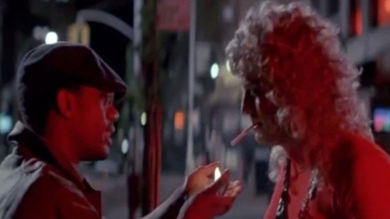 кадр из фильма Проклятие Розовой пантеры