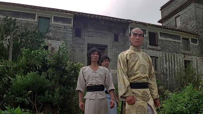 кадр из фильма Правдами и неправдами