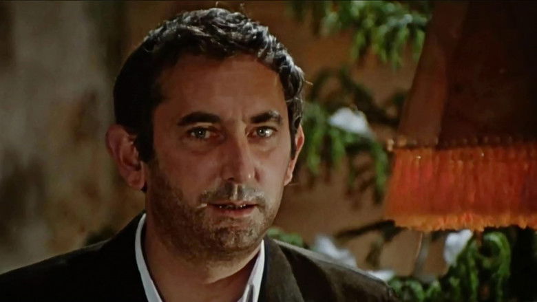 кадр из фильма Как далеко отсюда, как близко