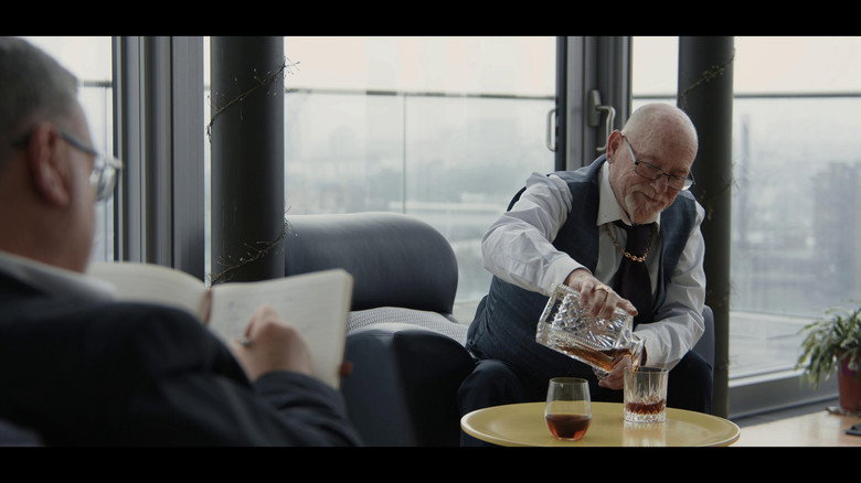 кадр из фильма A Forgotten Fable