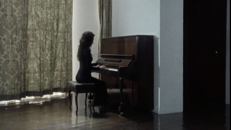 кадр из фильма Прекрасная жертва