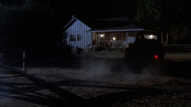 кадр из фильма Завоеватели из космоса