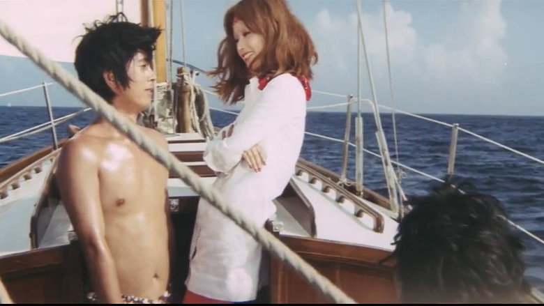 кадр из фильма 八月の濡れた砂