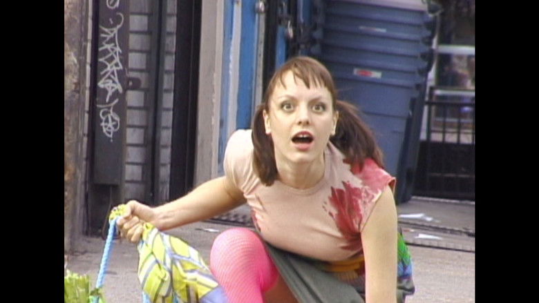 кадр из фильма BIRD IN THE SKY