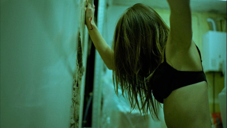 кадр из фильма La Porcherie