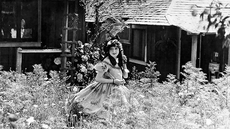 кадр из фильма The Extra Girl