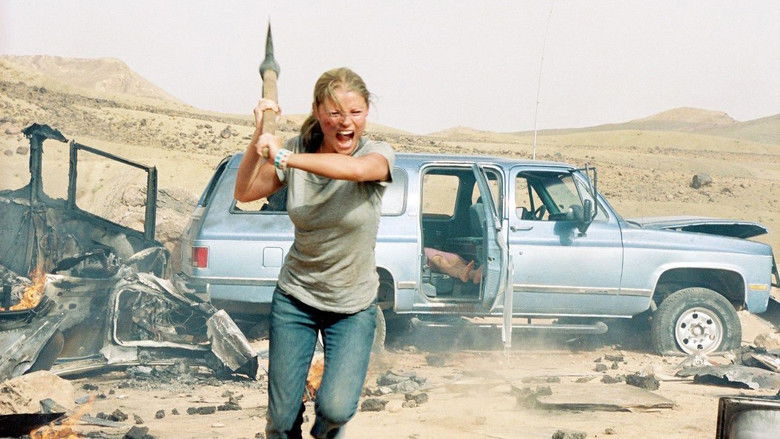 кадр из фильма У холмов есть глаза