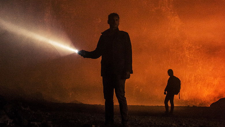 кадр из фильма Хребет дьявола