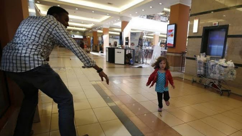 кадр из фильма Weekend in Hell