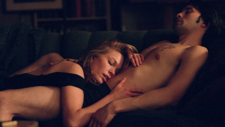 кадр из фильма Неверная