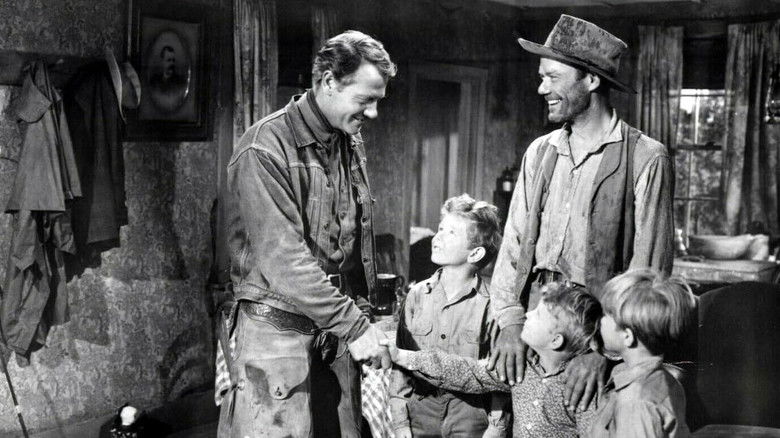 кадр из фильма Saddle Tramp