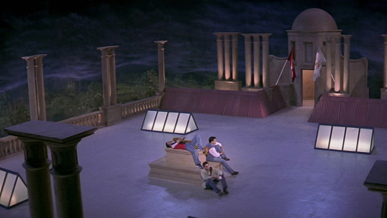 кадр из фильма Влюблённые