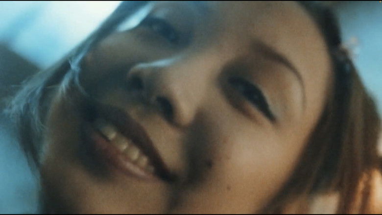 кадр из фильма Тайна реки Сучжоу