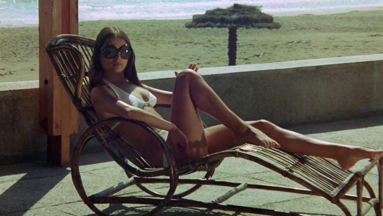 кадр из фильма Вампирши-лесбиянки