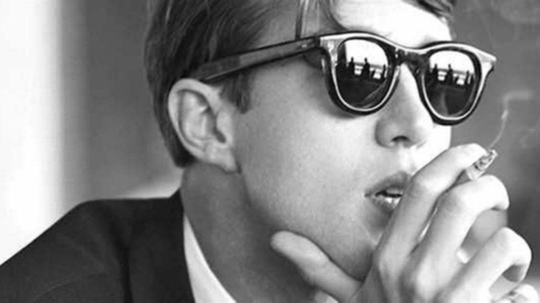 кадр из фильма Холстон