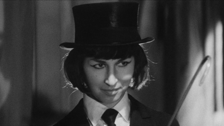 кадр из фильма Когда я был маленьким