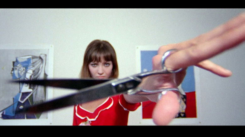 кадр из фильма Безумный Пьеро