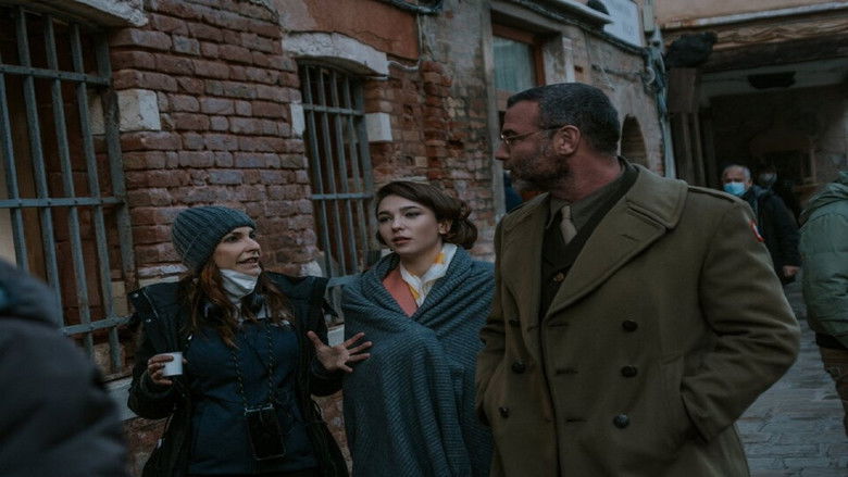 кадр из фильма За рекой, в тени деревьев