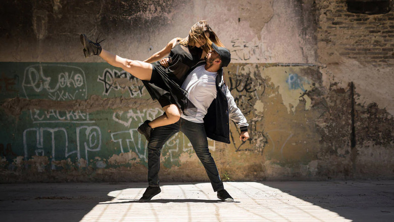 кадр из фильма Dans les bals populaires