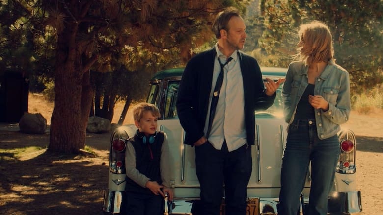 кадр из фильма Литтл Таун