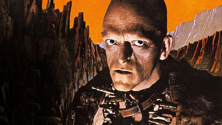 кадр из фильма У холмов есть глаза