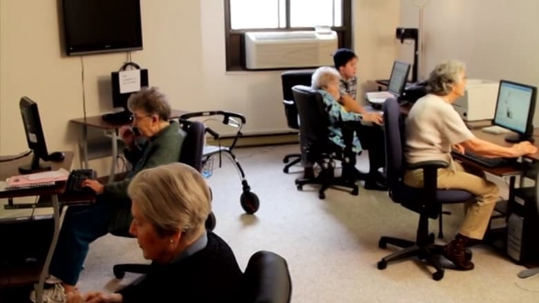 кадр из фильма Кибер-старики