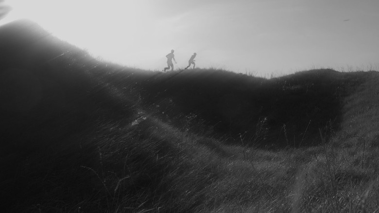 кадр из фильма Територія дитинства