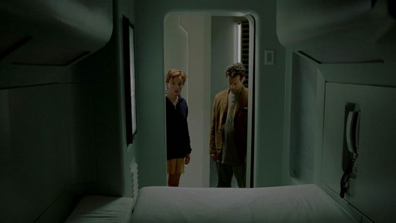 кадр из фильма 32-е августа на Земле