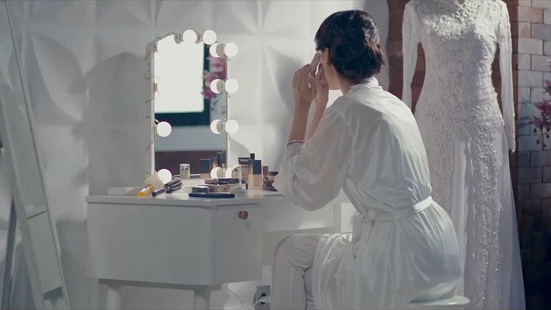 кадр из фильма Atas Nama Surga