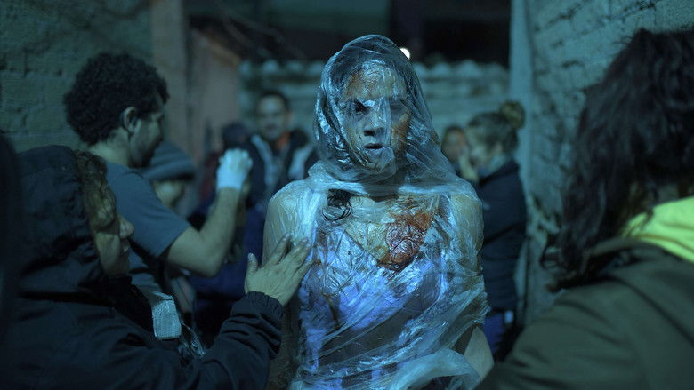 кадр из фильма Всегда возвращается