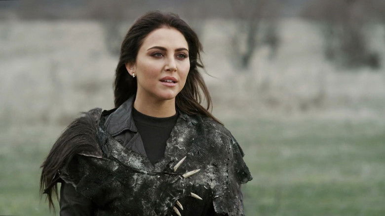 кадр из фильма Последний акулий торнадо: Как раз вовремя