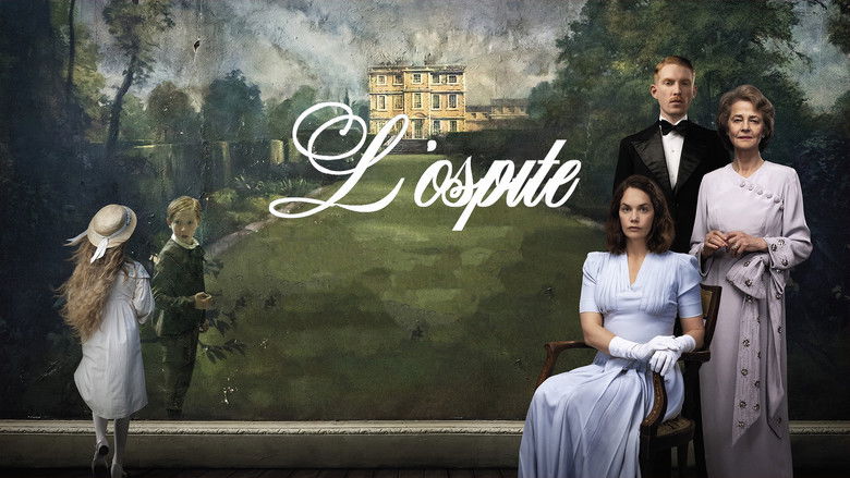 кадр из фильма Маленький незнакомец