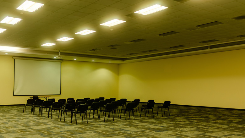 кадр из фильма LIMINAL