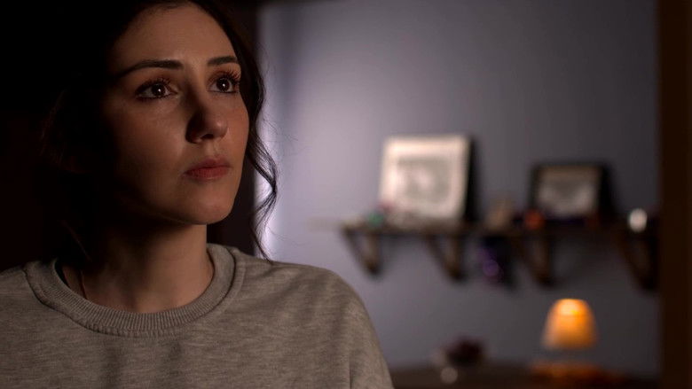 кадр из фильма Cronos