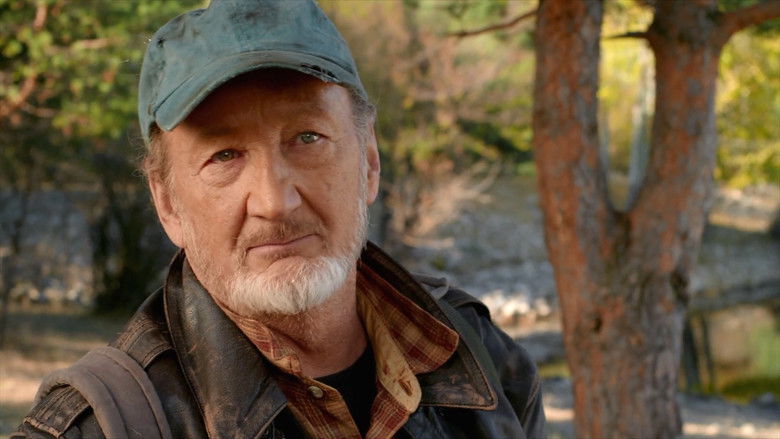 кадр из фильма Озеро страха 4