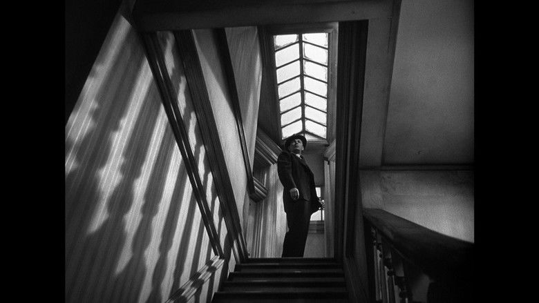 кадр из фильма Сила зла