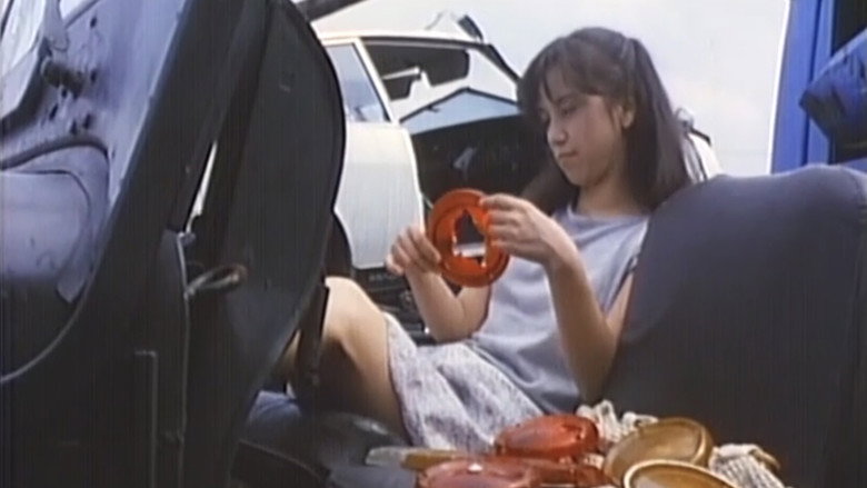 кадр из фильма 絶頂姉妹　堕ちる