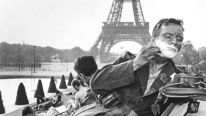 кадр из фильма Горит ли Париж?